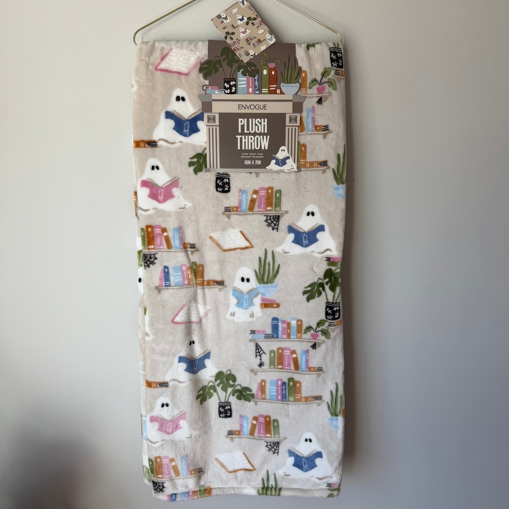 New Envogue Ghost Reading Book Viral 60x70 Throw Blanket Grey Halloween Plants